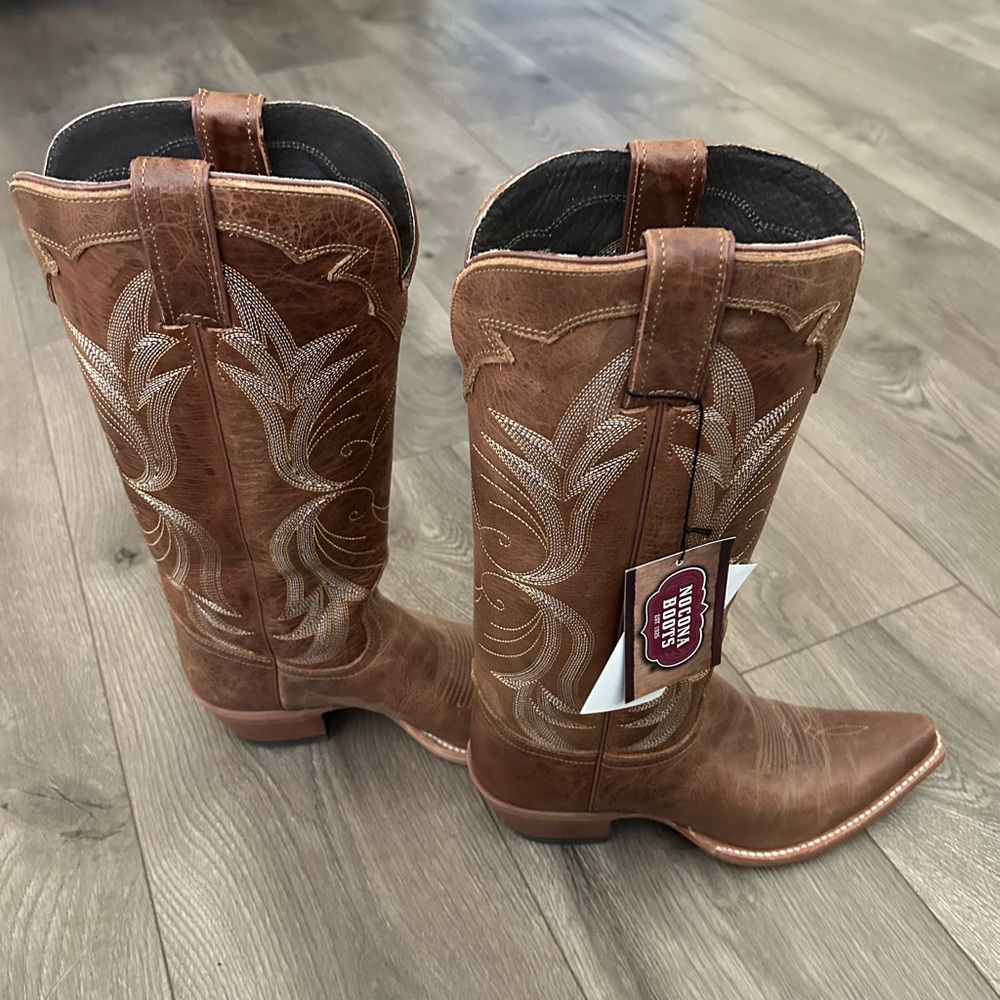 Nocona Tan Leather Cowboy Boots